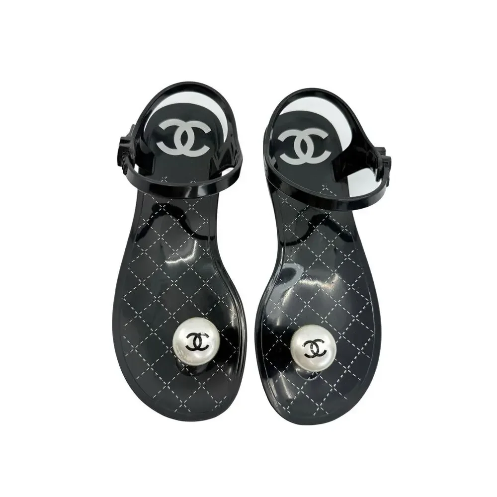 Chanel Pearl Jelly Sandals (35/5)